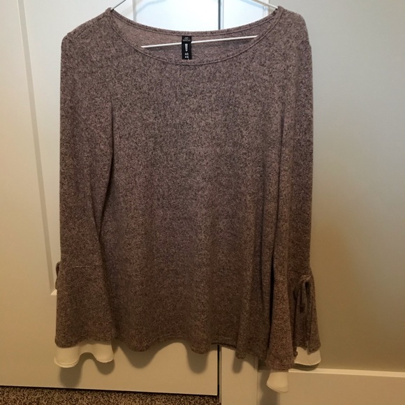 Design Lab Sweater - Picture 2 of 2